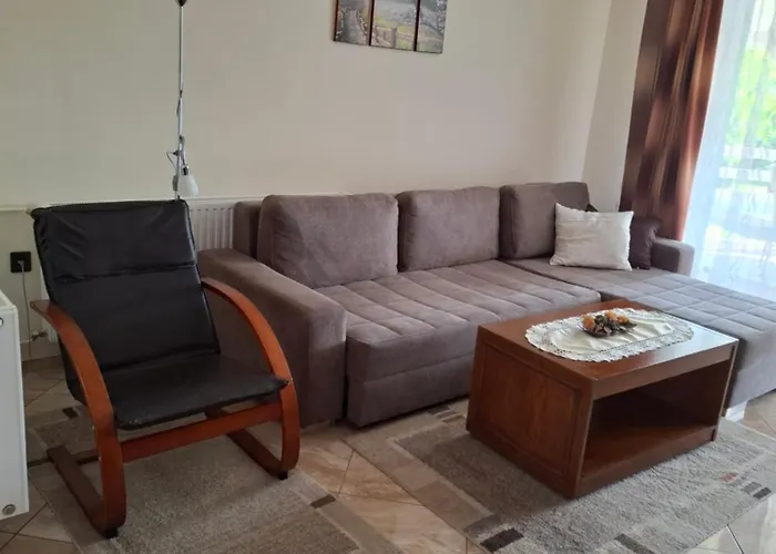 Márti * Hegykő